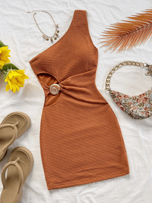 Elegant Off-the-Shoulder Hollowed-Out Metal Buckle Dress